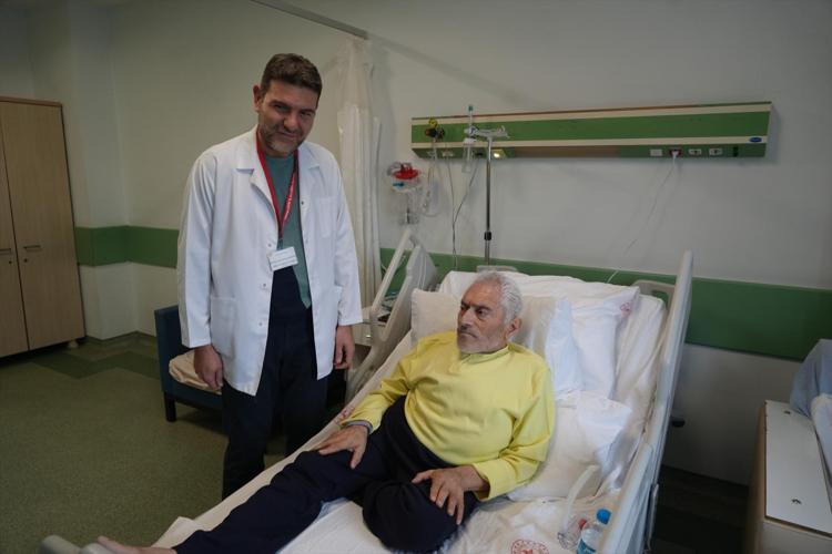 3 SAAT BOYUNCA KALBİNİ DURDURDULAR