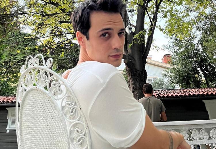 Artık saklamıyor Mert Yazıcıoğlu ilişkisini ilan etti