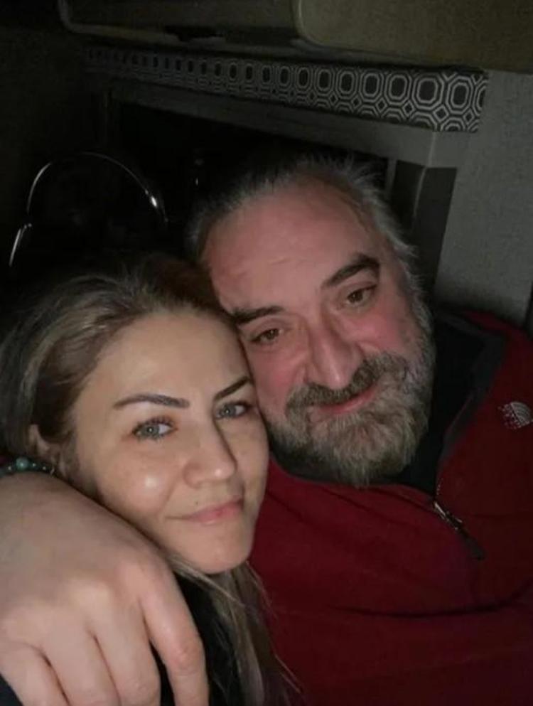SIZIN HALA KALBİMDE
