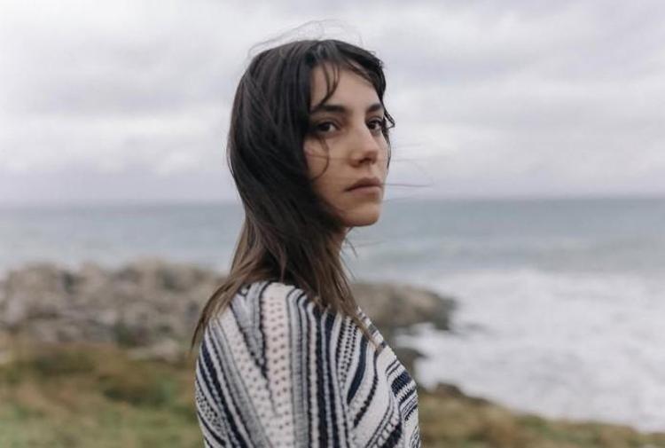 Aşk yaşadıklarını itiraf etmişti Dilin Döğerden romantik poz