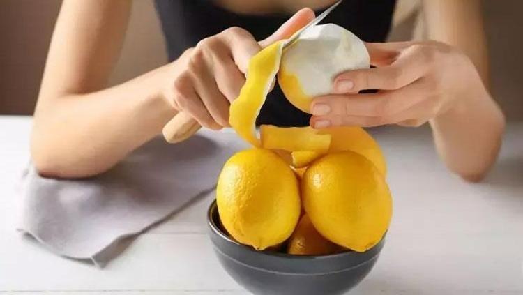 Limonun üzerindeki o işarete dikkat Pürüzsüz kabuk meğer ne anlama geliyormuş...