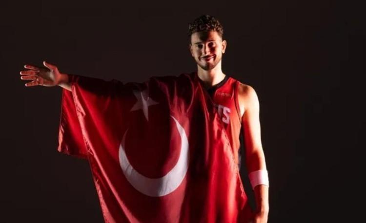 Texas’ta iki Türk yıldız: Mahmut Orhan ve Alperen Şengün bir arada