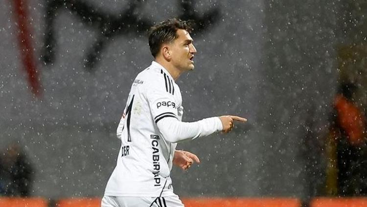 Beşiktaşta Cengiz Ünder belirsizliği Bonservis pazarlıkları başlıyor