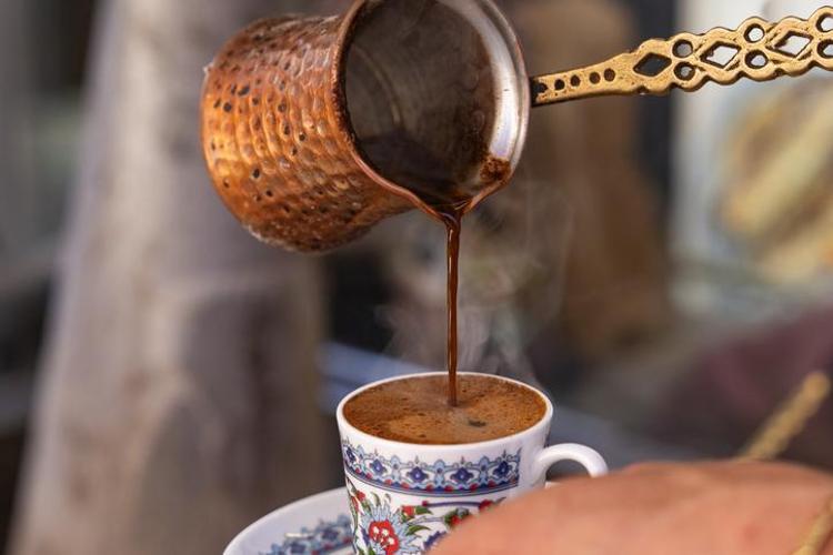 Cezveleri ilk günkü gibi ışıl ışıl parlatıyor 1 kaşığı tortu, leke kireç ne varsa söküp atıyor