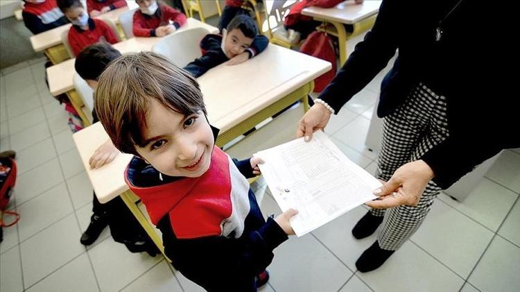 OKULLAR NE ZAMAN KAPANACAK YAZ TATİLİ NE ZAMAN BAŞLIYOR MEB 2026 KARNE GÜNÜ TARİHİ
