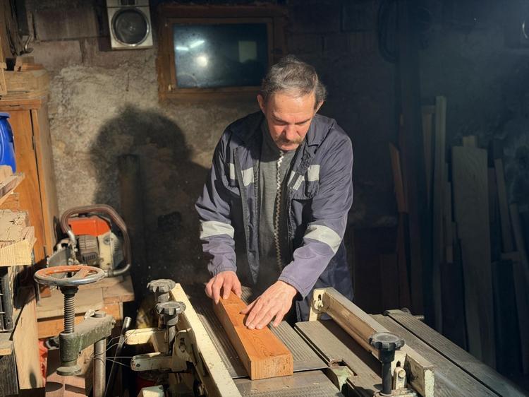 Asırlık sesi geleceğe taşıyor 57 yaşındaki usta, fabrikasyona karşı tek başına ayakta duruyor
