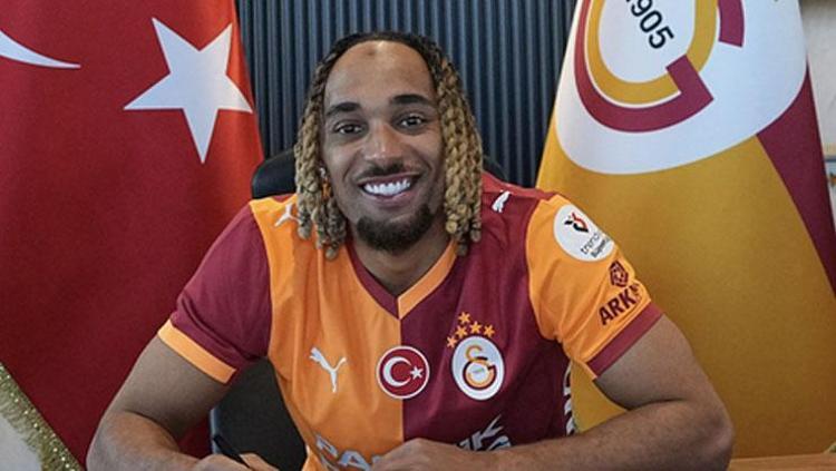 Sacha Boey ile yollar ayrılıyor: Chelsea’den 25 milyonluk sağ bek geliyor