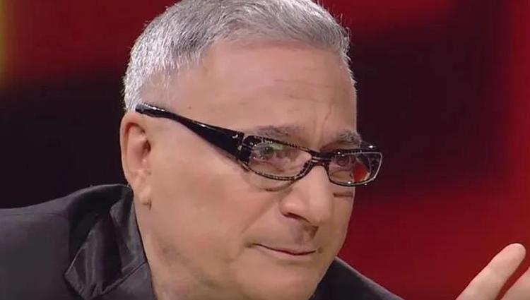 KOMŞUMUZ YIKARDI ÇAMAŞIRLARIMI