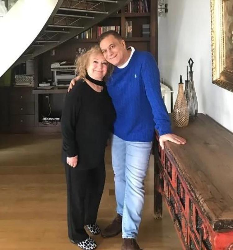 BİZİ ÜVEY BABAYA EZDİRDİĞİ İÇİN ASLA SEVEMEDİM