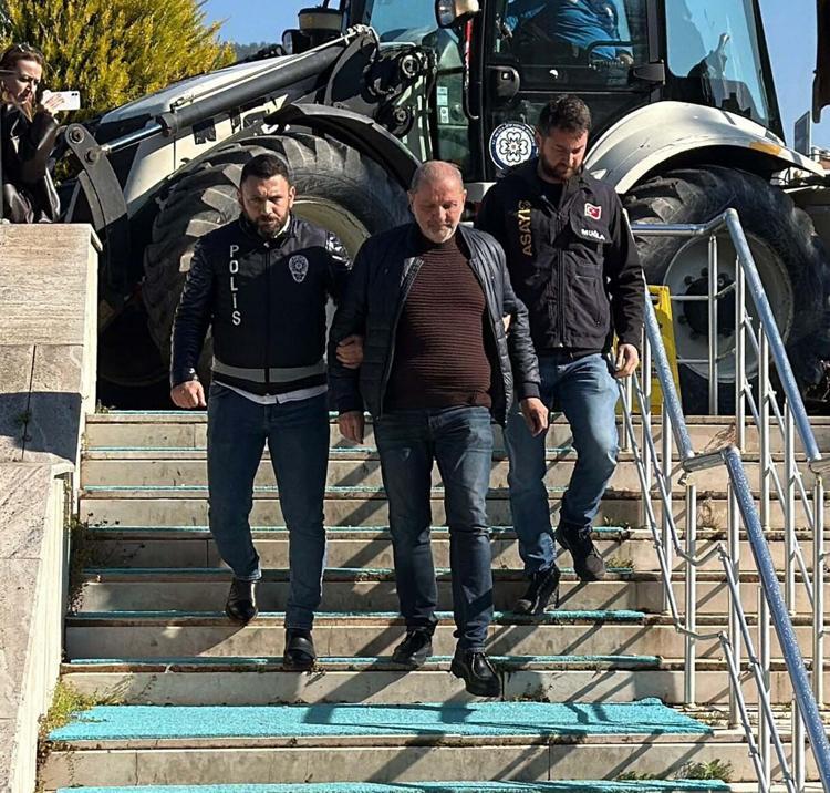 ŞİKAYETÇİYİM