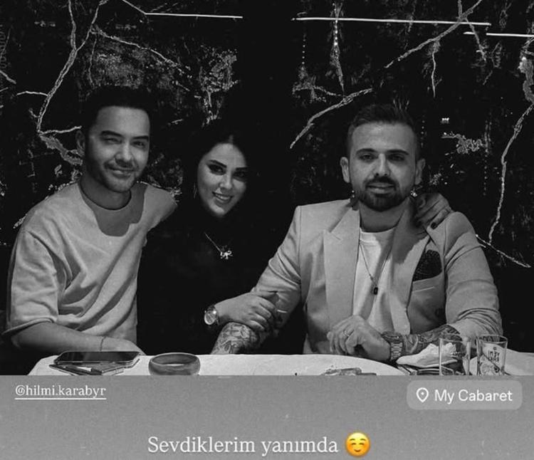 ROMANTİK POZ