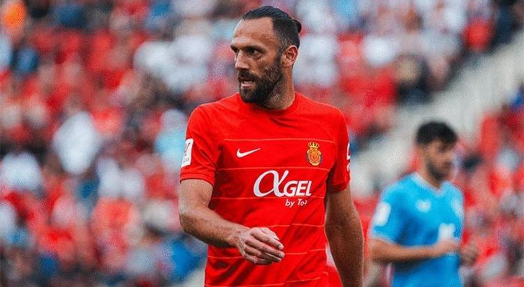 Kadıköyde Vedat Muriqi sesleri Eski golcü için pazarlıklar başladı