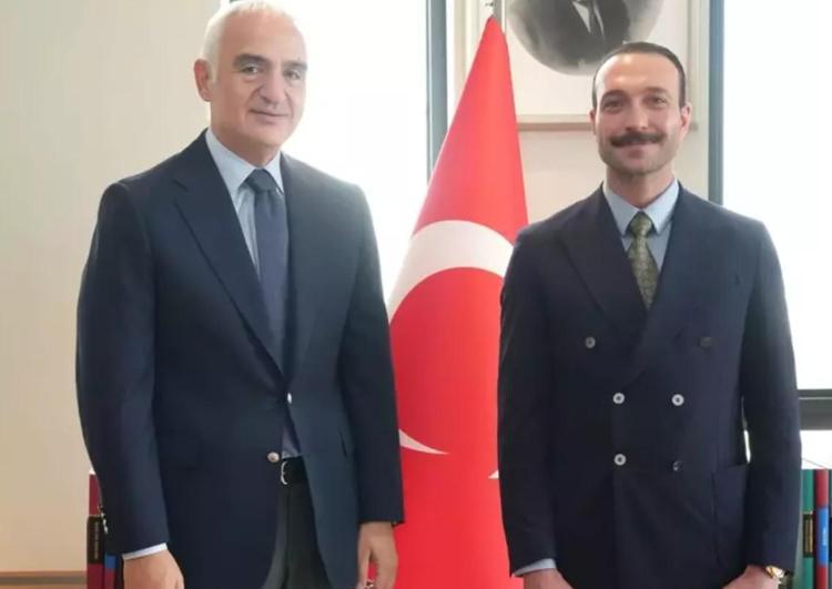 AKM’DE SÜRPRİZ BULUŞMA