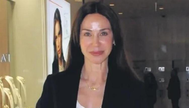Demet Şener 49 yaşında Doğum günü pozuna beğeni yağdı