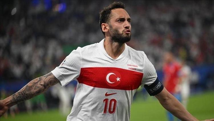 Galatasarayda yılın transferini İtalyanlar duyurdu Okan Buruk defalarca kez görüştü