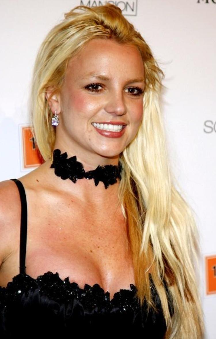 Britney Spears rehabilitasyon merkezine yatırıldı