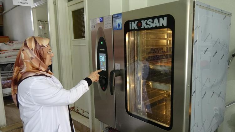 Misafirlerine yaptığı yemek hayatını değiştirdi 55 yaşındaki kadın siparişlere yetişemiyor