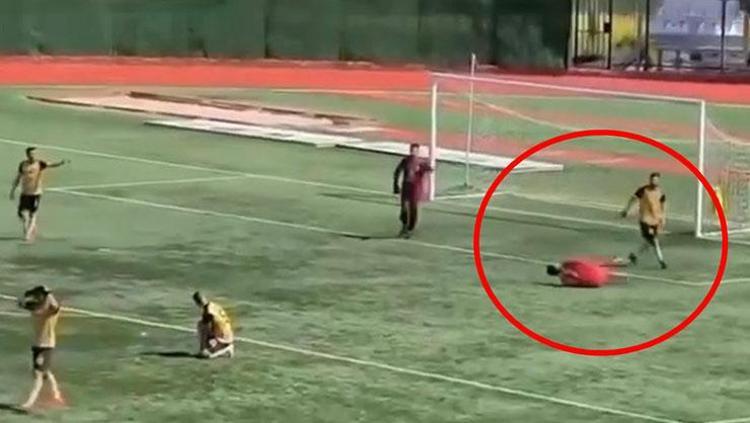 Yeşil sahadan cezaevine Rakibinin burnunu kıran futbolcu Sedat Korul süresiz olarak kadro dışı bırakıldı