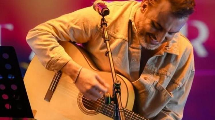 Popstarın yıldızı Rıza Tamer yaşamını yitirdi Savcılık harekete geçti