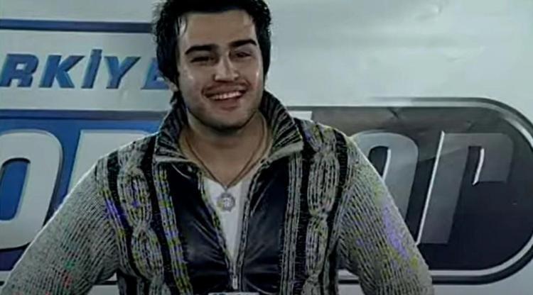 Popstarın yıldızı Rıza Tamer yaşamını yitirdi Savcılık harekete geçti