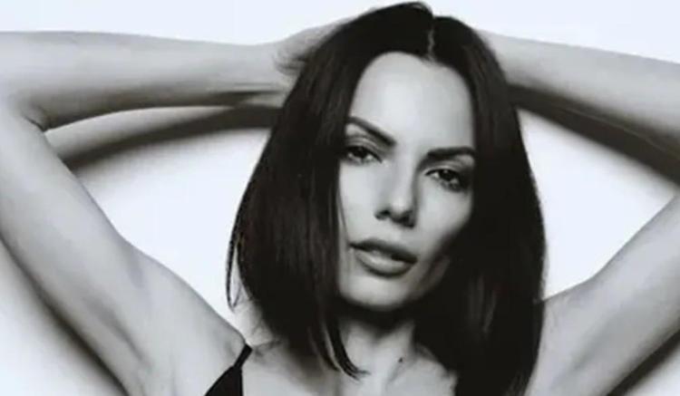 Ünlü model Simge Ünal çorba için İsviçreye uçtu
