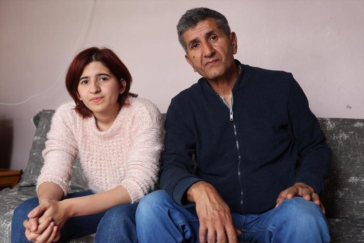 23 yaşındaki kadın Türkiyedeki tek vaka “Tedavisi yok” denilen hastalıkla yaşıyor