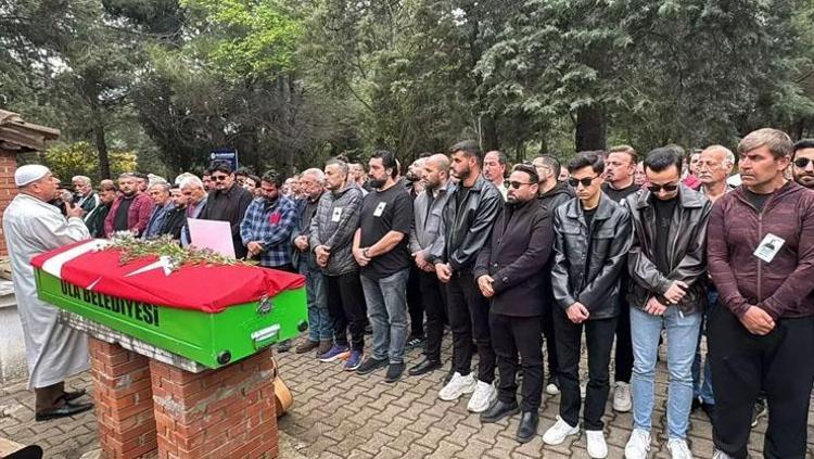 ANNESİNDEN DUYGUSAL SÖZLER