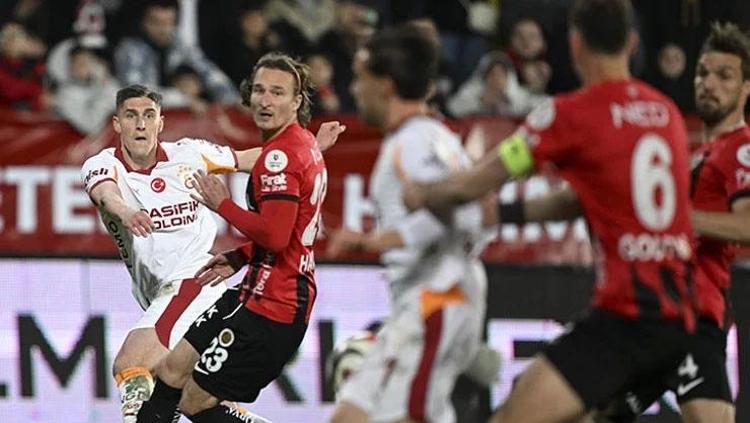 Galatasaray maçında VARdan iptal edilen gol için karar doğru mu Fırat Aydınus yorumladı