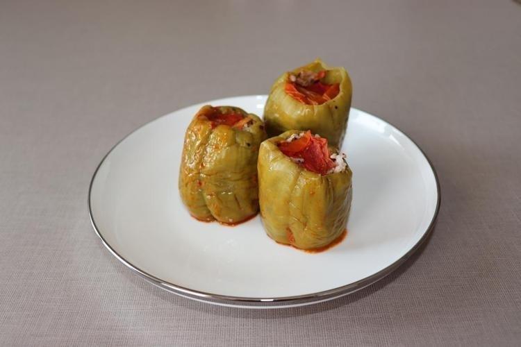 TAM KIVAMINDA BİBER DOLMASI TARİFİ
