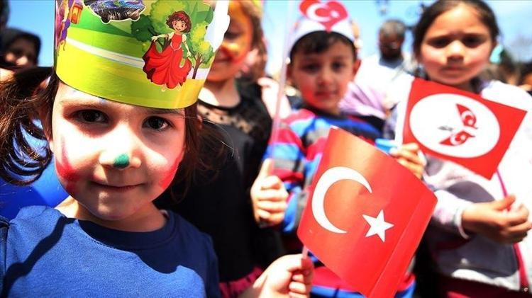 23 NİSAN RESMİ TATİL Mİ