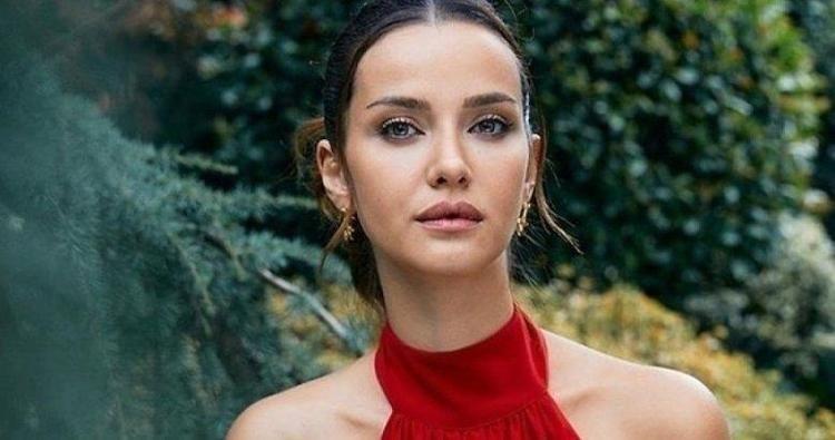 İrem Helvacıoğlunun soyadı hamlesine Işın Karacadan destek
