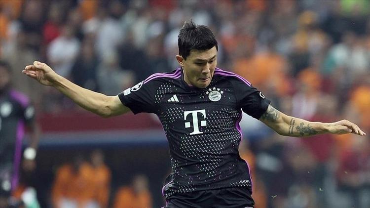 BAYERN AYRILIĞA SICAK