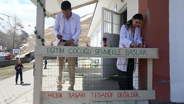 OMUZ OMUZA VERDİLER