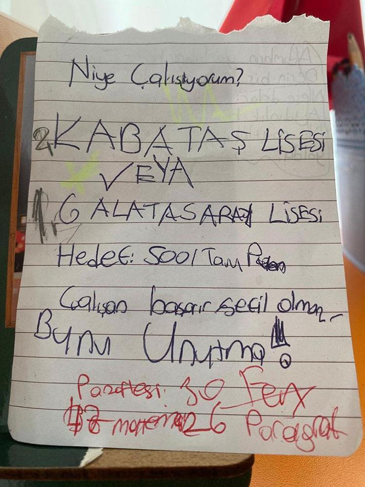 GÖNÜL İSTERDİ OKULUN BAHÇESİNDE 23 NİSANI KUTLASIN