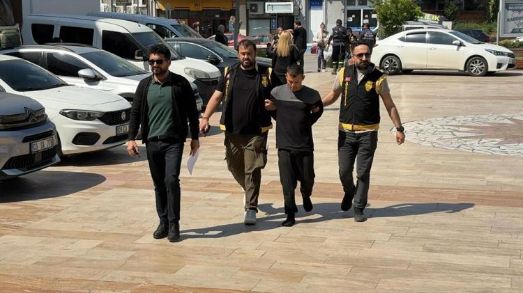 Firari hükümlünün yalın ayak kaçışı yarım kaldı
