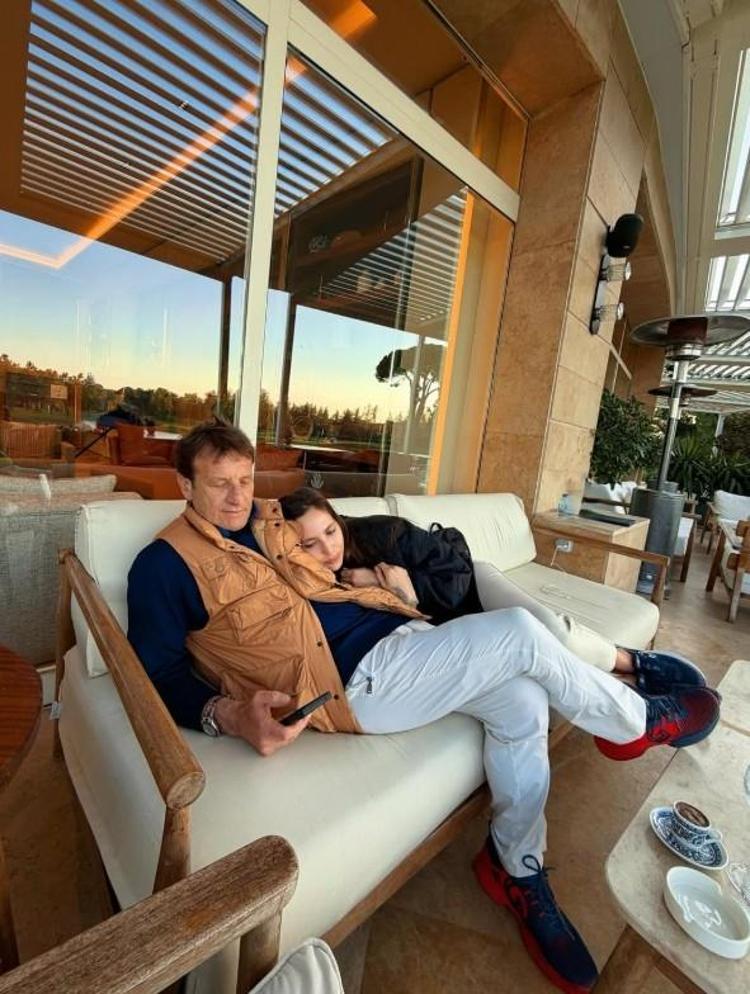 Zehra Çilingiroğlu ve Kaya Çilingiroğlu’ndan baba kız paylaşımı