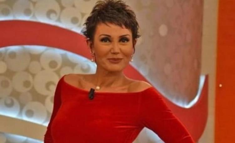 Ünlü sunucu Serap Paköz kanser tedavisi gördüğünü açıkladı Saçlarıma veda ederken, ruhum daha gür bir sesle şarkı söylüyor