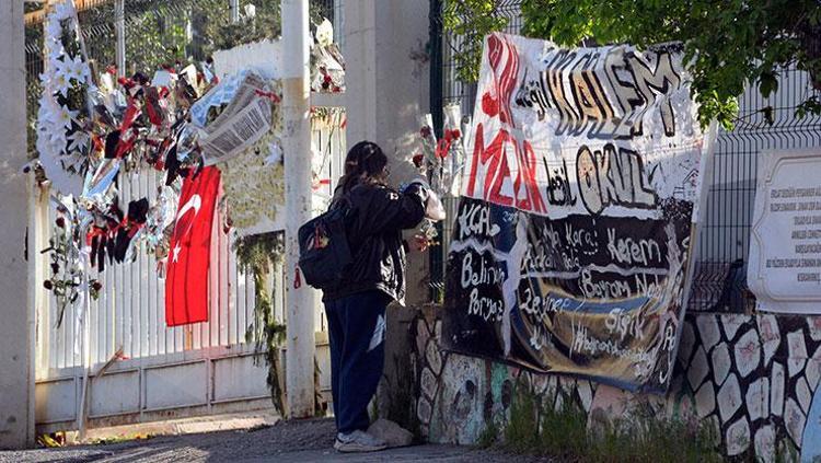 Okul saldırısında 9 kişi hayatını kaybetmişti: Ayser Çalık Ortaokulunda sessiz 23 Nisan...