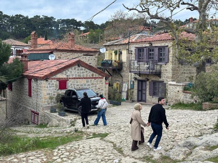 Dünyanın hayran kaldığı Türk köyü BMnin 2026 En İyi Turizm Köyü programında: Truva, Pers, Roma, Selçuklu ve Osmanlı dönemi izlerini taşıyor