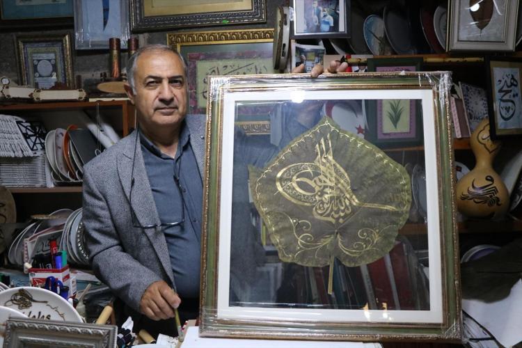‘GELECEK NESİLLERİMİZİN BU SANATLA İLGİLENMESİNİ İSTİYORUM’