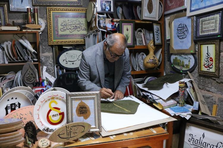 ‘KÜÇÜK YAPRAKLARDAN BAŞLADIM DAHA SONRA BÜYÜK YAPRAKLARA DÖNÜŞTÜ’