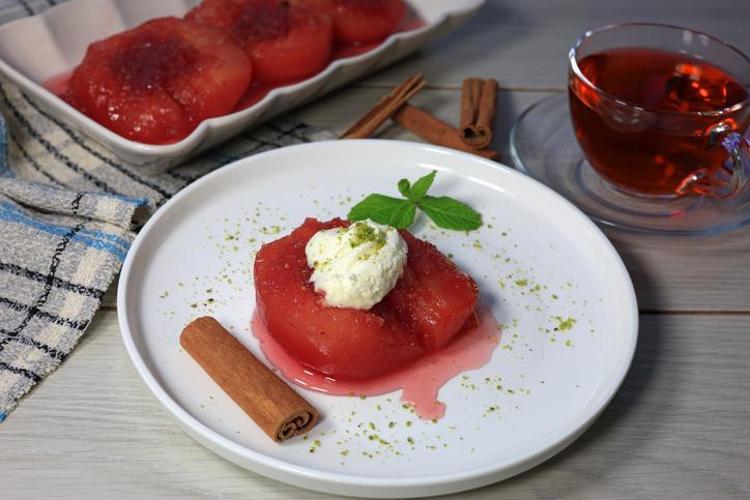 Kıvamı yumuşacık ayva tatlısı tarifi Tadına bakanlar parmaklarını yiyor