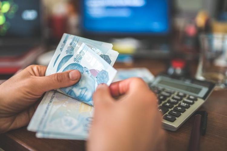 Bakan Işıkhandan emekliye bayram ikramiyesi açıklaması