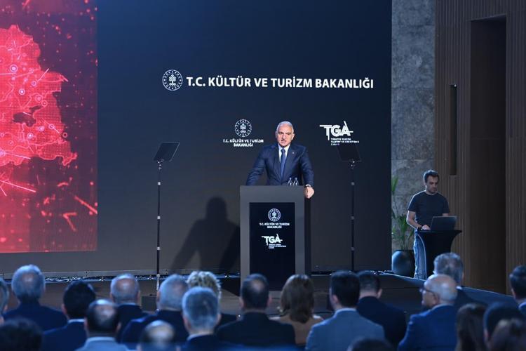 KÜRESEL ORGANİZASYONLARLA TÜRKİYE DÜNYA SAHNESİNDE