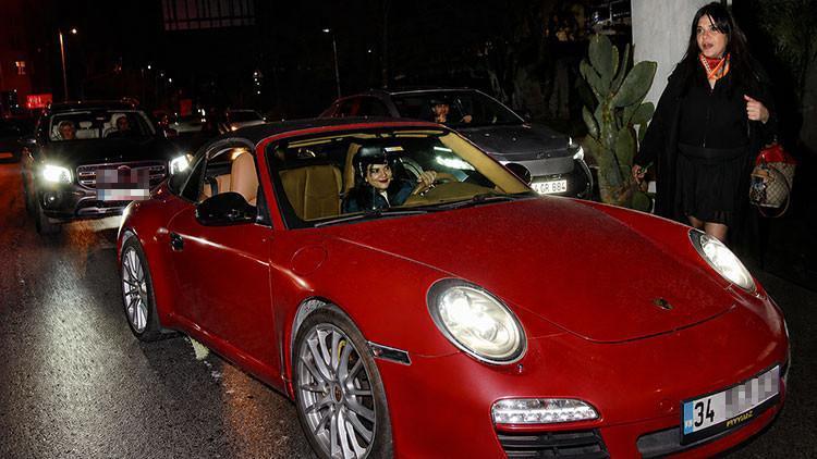 9 milyon liralık Porsche’siyle boy göstermişti Feyza Civelek: Nazardan korkuyorum