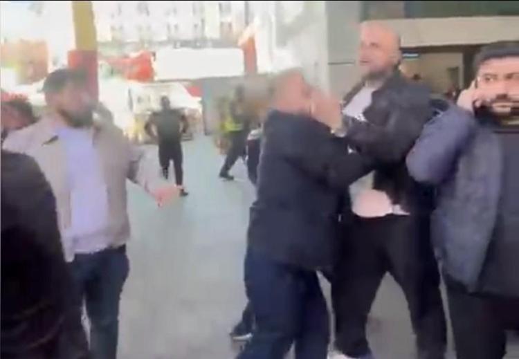 Bayrampaşada eski patron dehşeti İhtar çeken çalışanın iş yerini bastılar