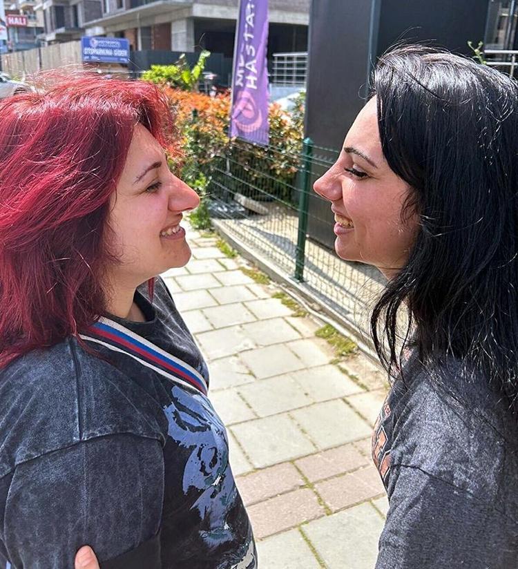 İzmir’de burun estetiği faciası: 23 yaşındaki Haticeden acı haber Gülerek girdi, çıkamadı