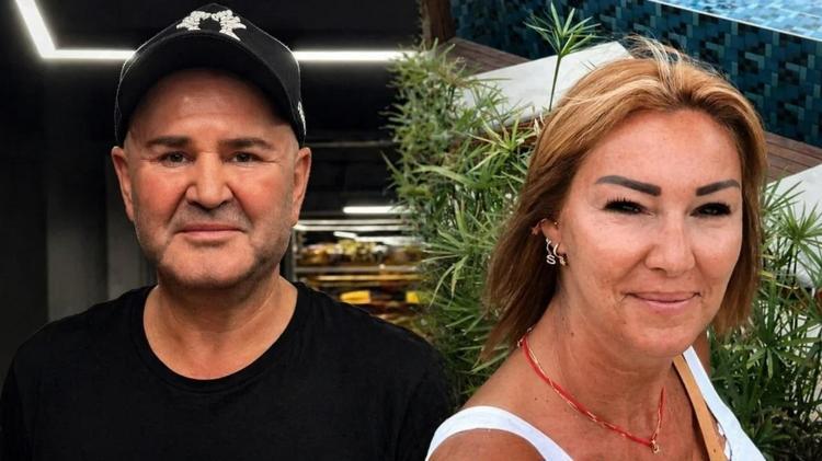 Şafak Sezer sosyal medyanın diline düştü Botokslu hali Pınar Altuğa benzetildi