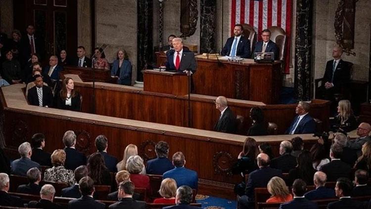 TRUMP, KONGRE ONAYI OLMADAN SAVAŞI YENİDEN BAŞLATABİLİR