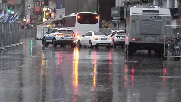 ŞİŞLİDE ARA SOKAKLAR ARAÇ TRAFİĞİNE KAPATILDI